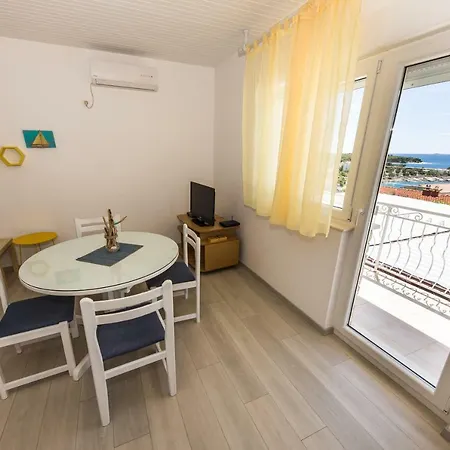 Sunset Dolac Апартаменты Примоштен